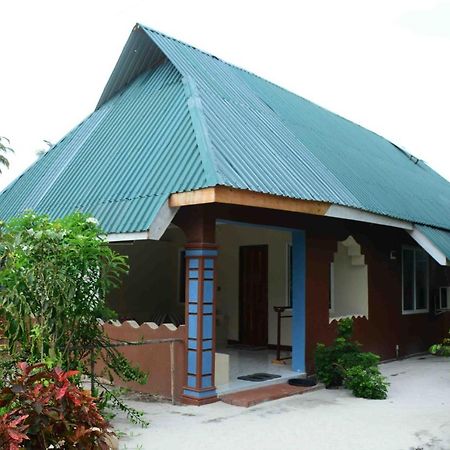 Meremeta Lodge Utende Kültér fotó